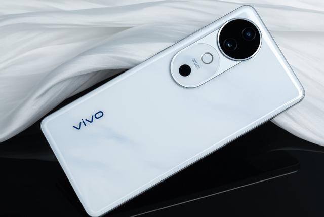 vivo开始发狠!ip69级别防水 6000mah电池,新机仅售2499元起