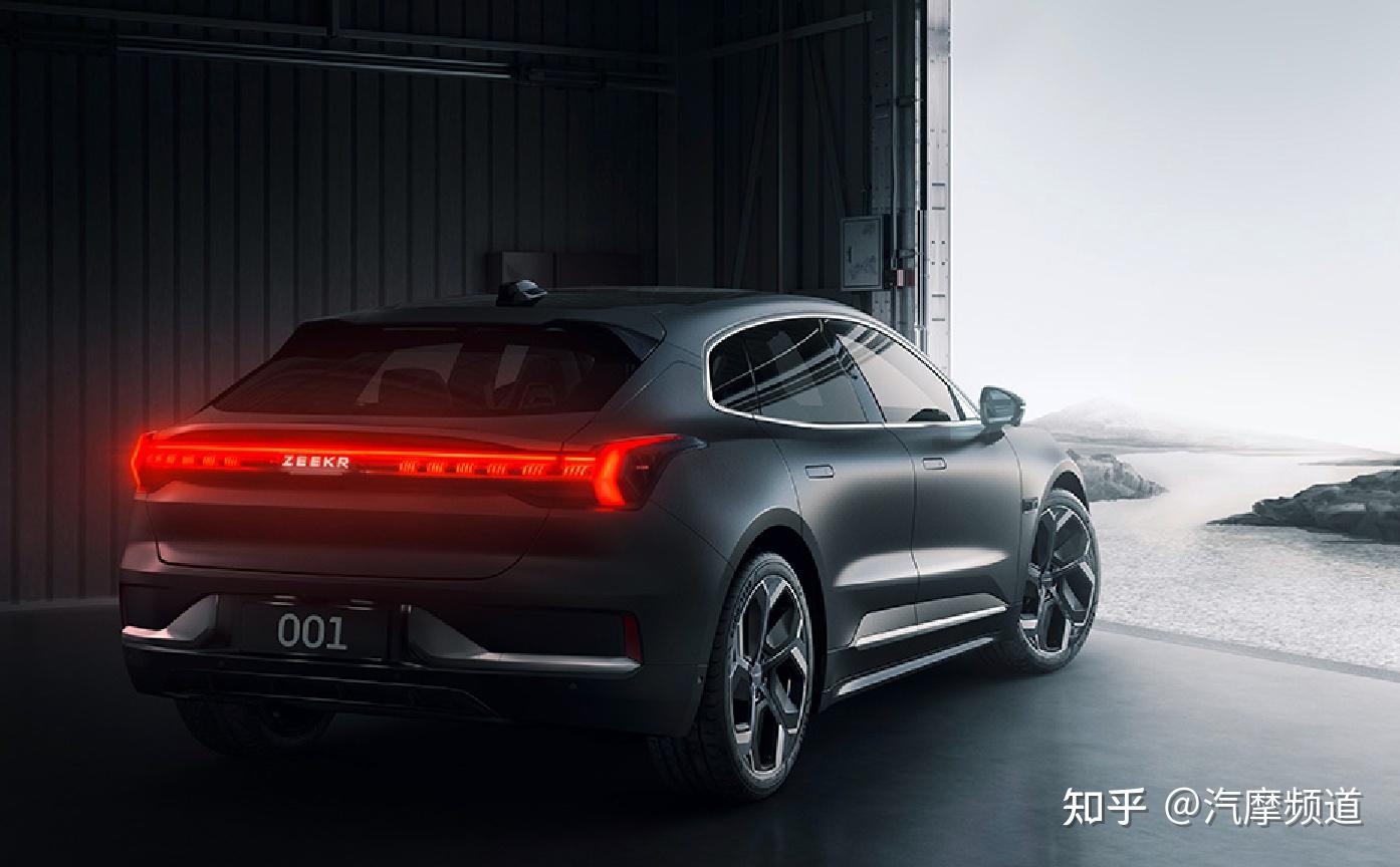 新能源电动轿车标杆67极氪001隆重登场