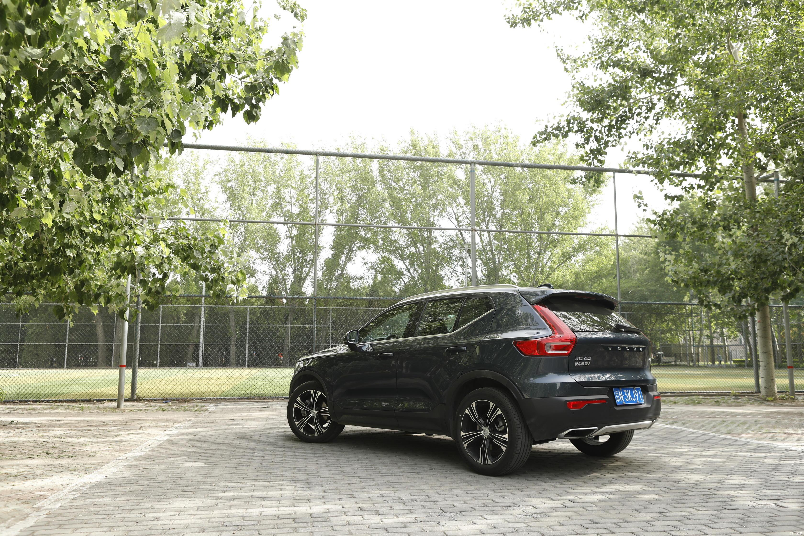 来自北欧的私人定制试驾沃尔沃xc40t4