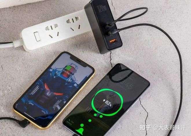 手机充电到100%才拔?错了!这4个坏习惯赶紧改,否则电池半年就报废 - 知乎