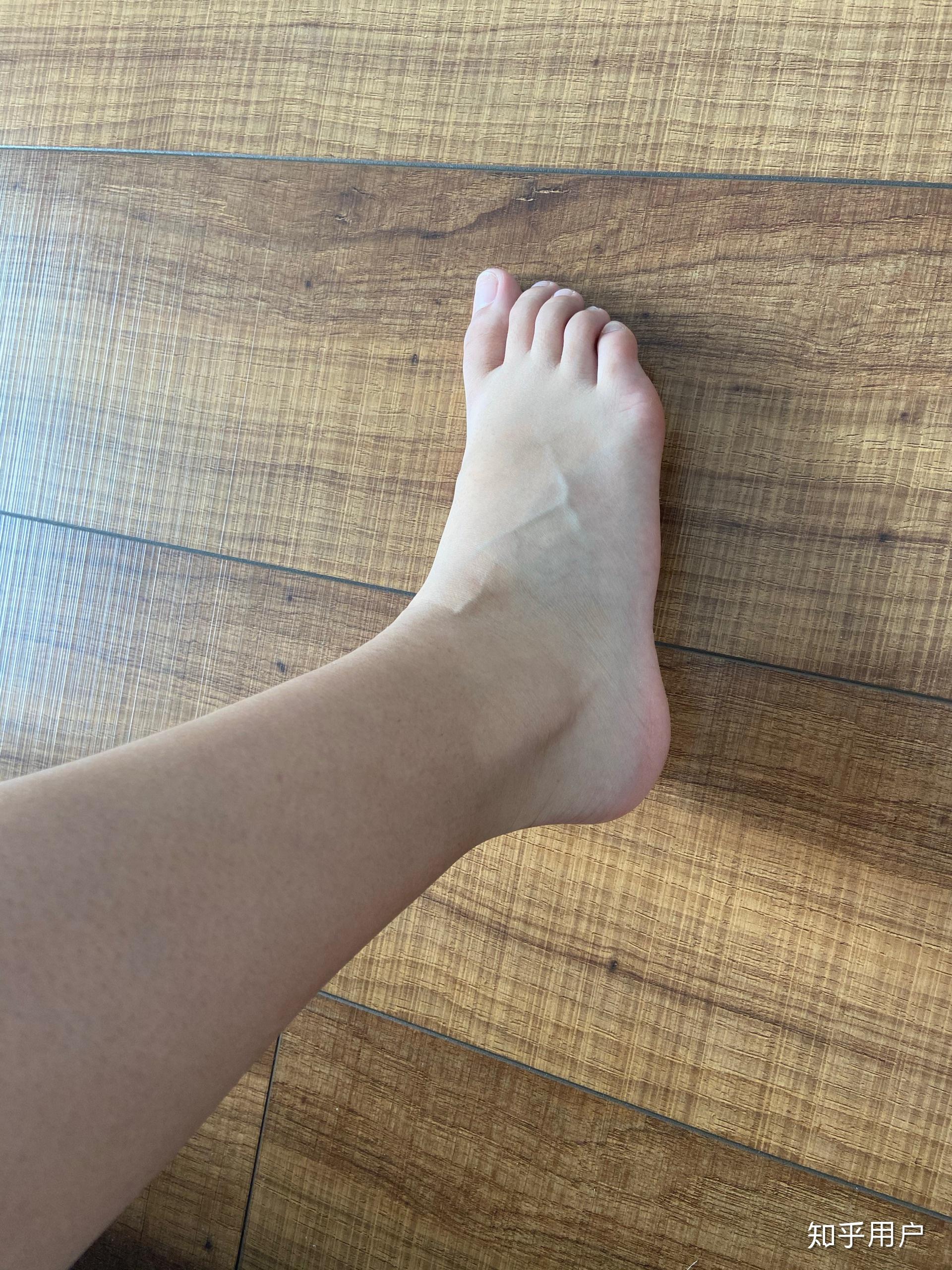 怎样让自己的脚与小腿有色差? - 知乎