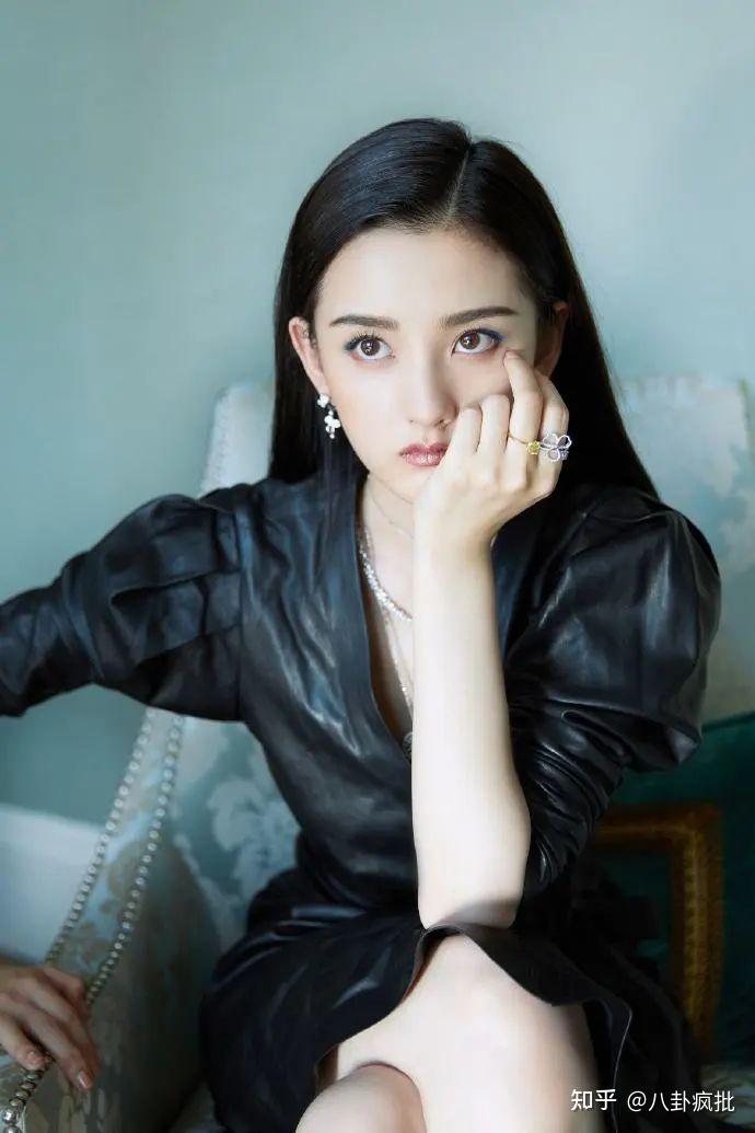 四字桃色大瓜王思聪张婧仪小鸡嘴被逼婚王俊凯练口语孟子义艳压杨紫