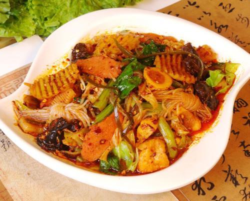 小拌同学麻辣拌美辣骨汤捞出健康