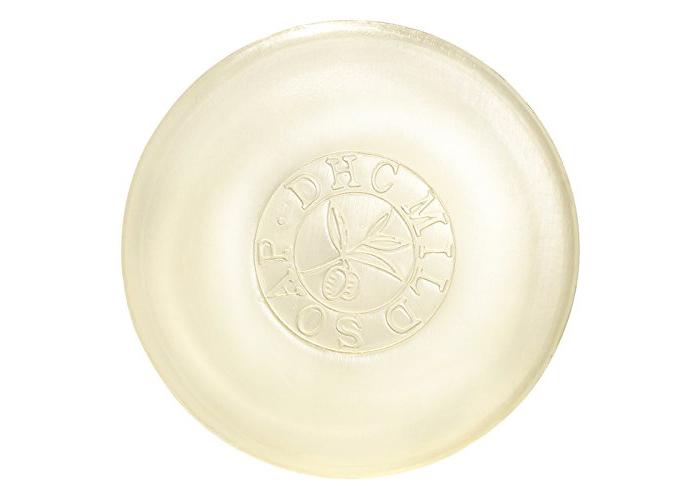 19岁大学生,不化妆没用过任何护肤品,长闭口粉