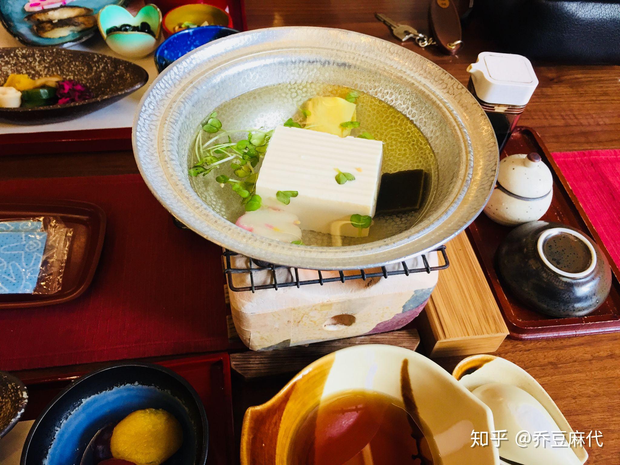 为什么说日本料理难吃的要死,日本社会压抑的