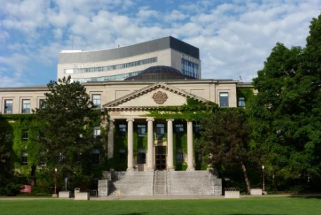 全球最大的英法双语大学渥太华大学两大优势专业