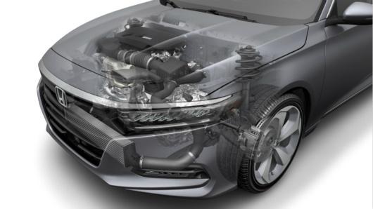 传输系统也很有趣. 1.5t发动机搭配cvt变速箱,运动版为6mt或cvt; 2.