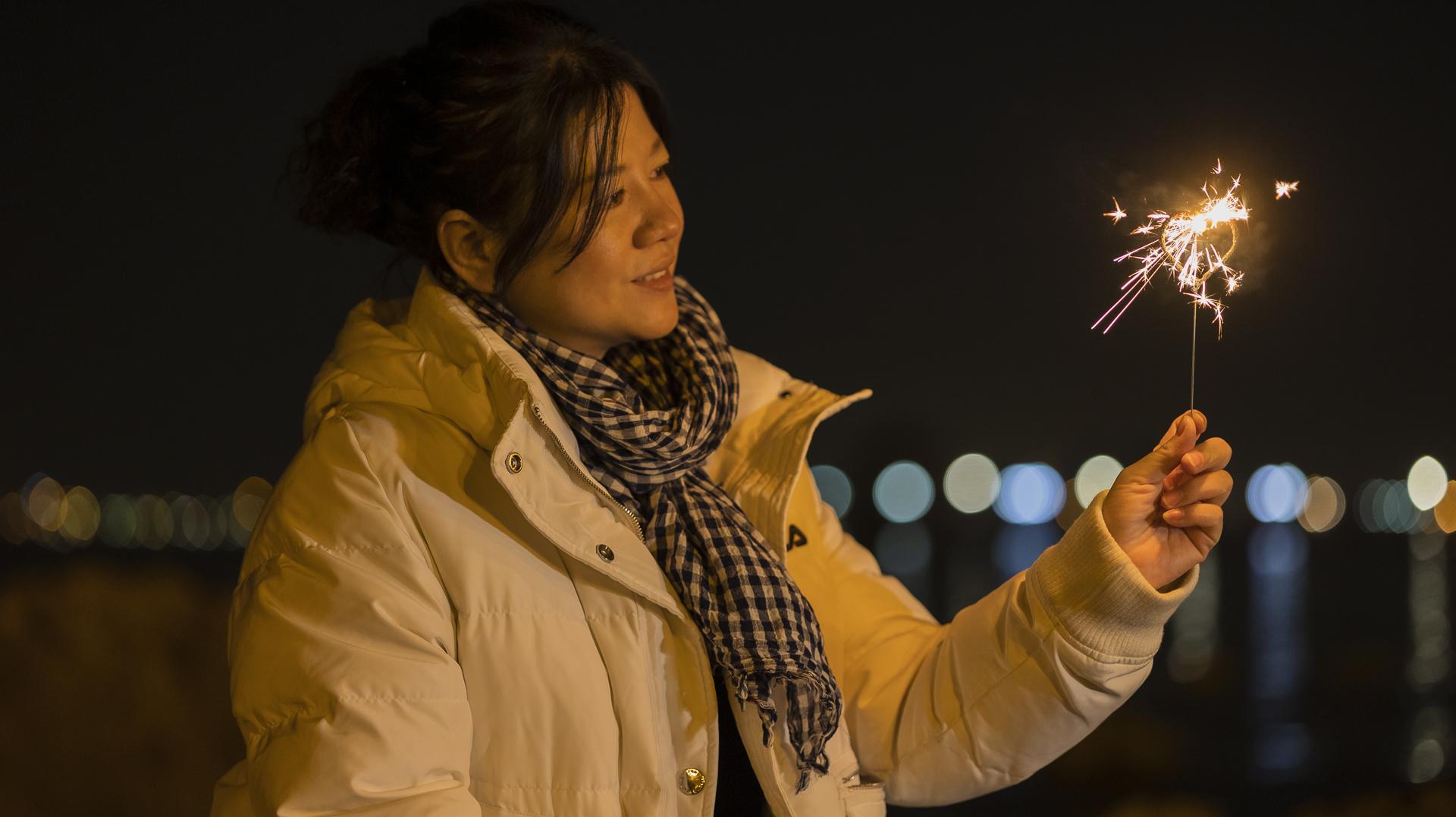 2021年入佳能eosr6还是r好多以拍照尤其人像为主有时也会扫街视频需求