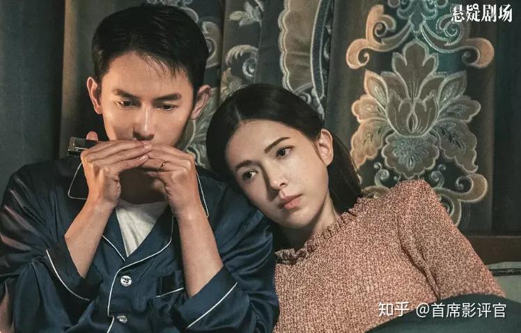 歌手李翘因为感情上位,不惜害死了前男友;警察邹志明因为自己在一次