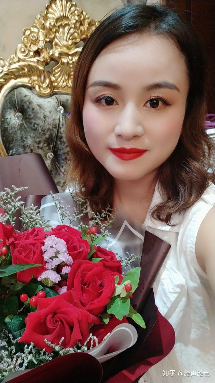 欧阳琴中国新晋青年女歌手欧阳琴为时代而歌唱