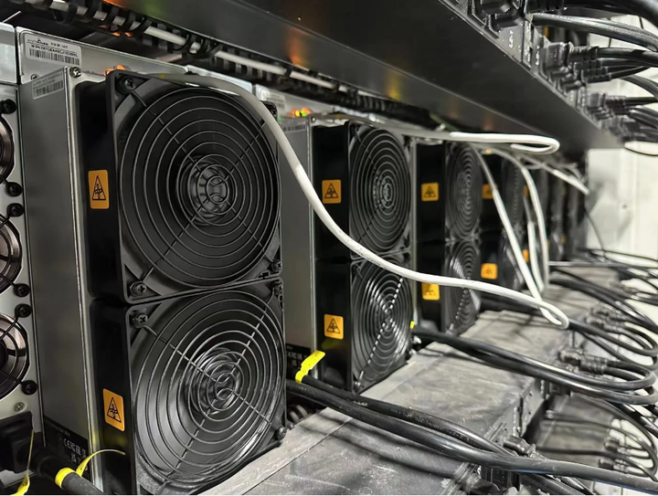 比特币挖矿面临关键转折点:预计减半事件后算力将削减100eh/s