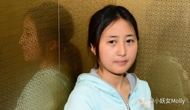 韩国老佛爷千金郑维罗靠一条狗把亲妈和总统送进监狱