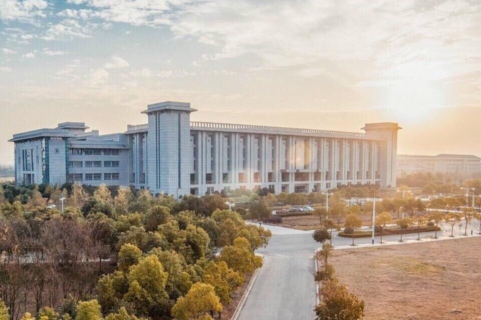 东南大学九龙湖校区是不是全国最难看的新校区