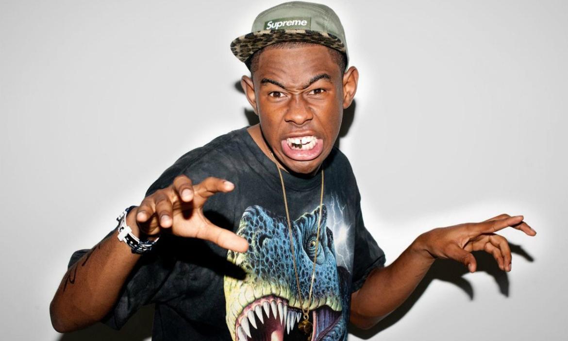 fairfax 大道滑,时间久了他也跟 supreme 的主理人 james jebbia 混成