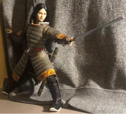 戚家军哨长(扎甲,六瓣笠盔,开元弓,铁蒺藜,兽面大盾牌,狼筅,雁翎刀