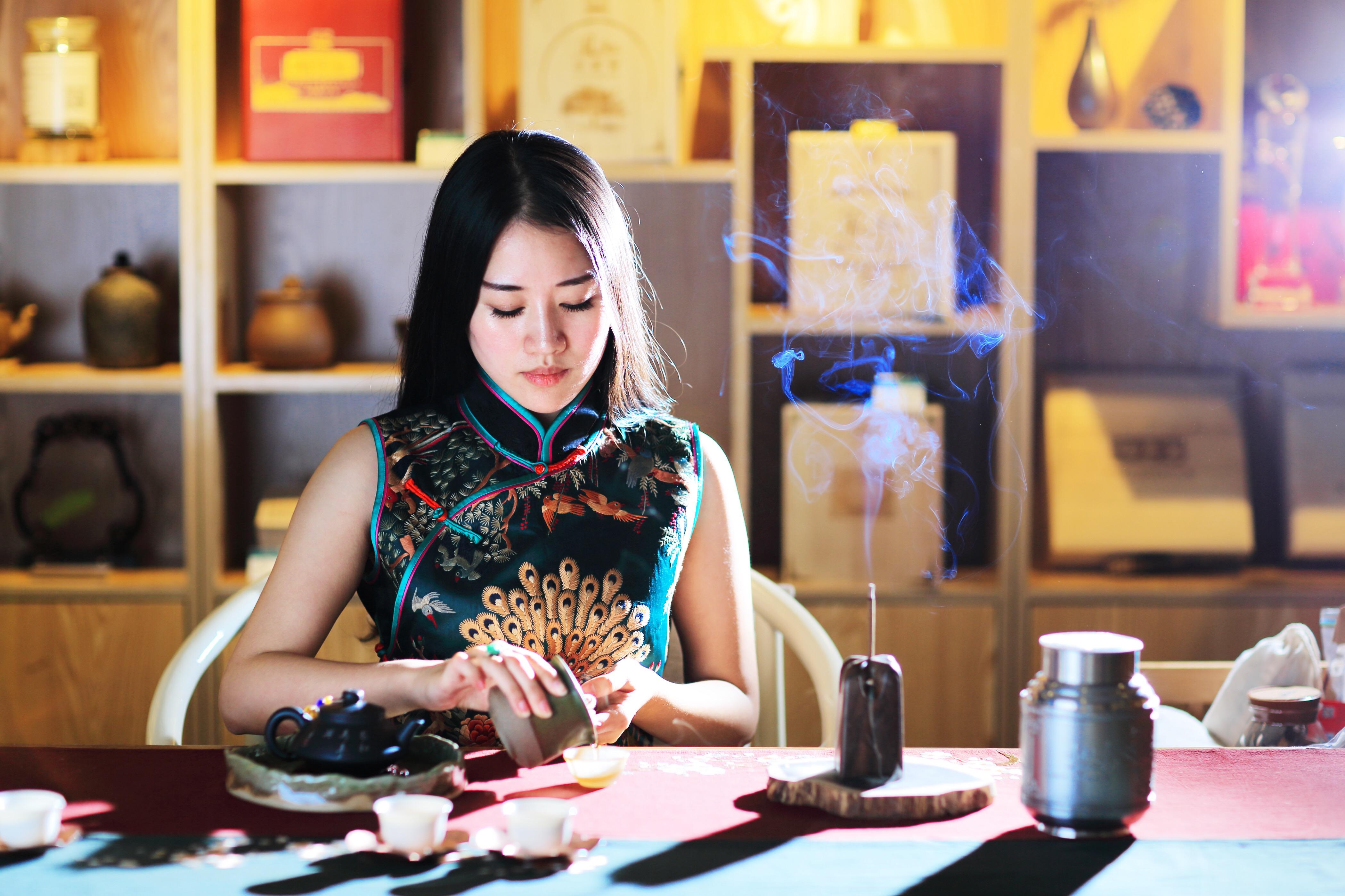 抑郁的人更应该品闻沉香烧得起的沉香香道学习