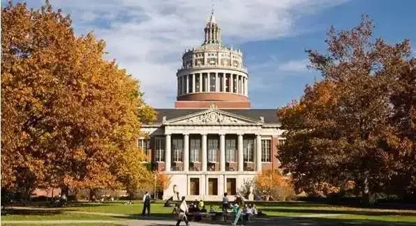 留学生扎堆这些美国大学最爱录取国际生