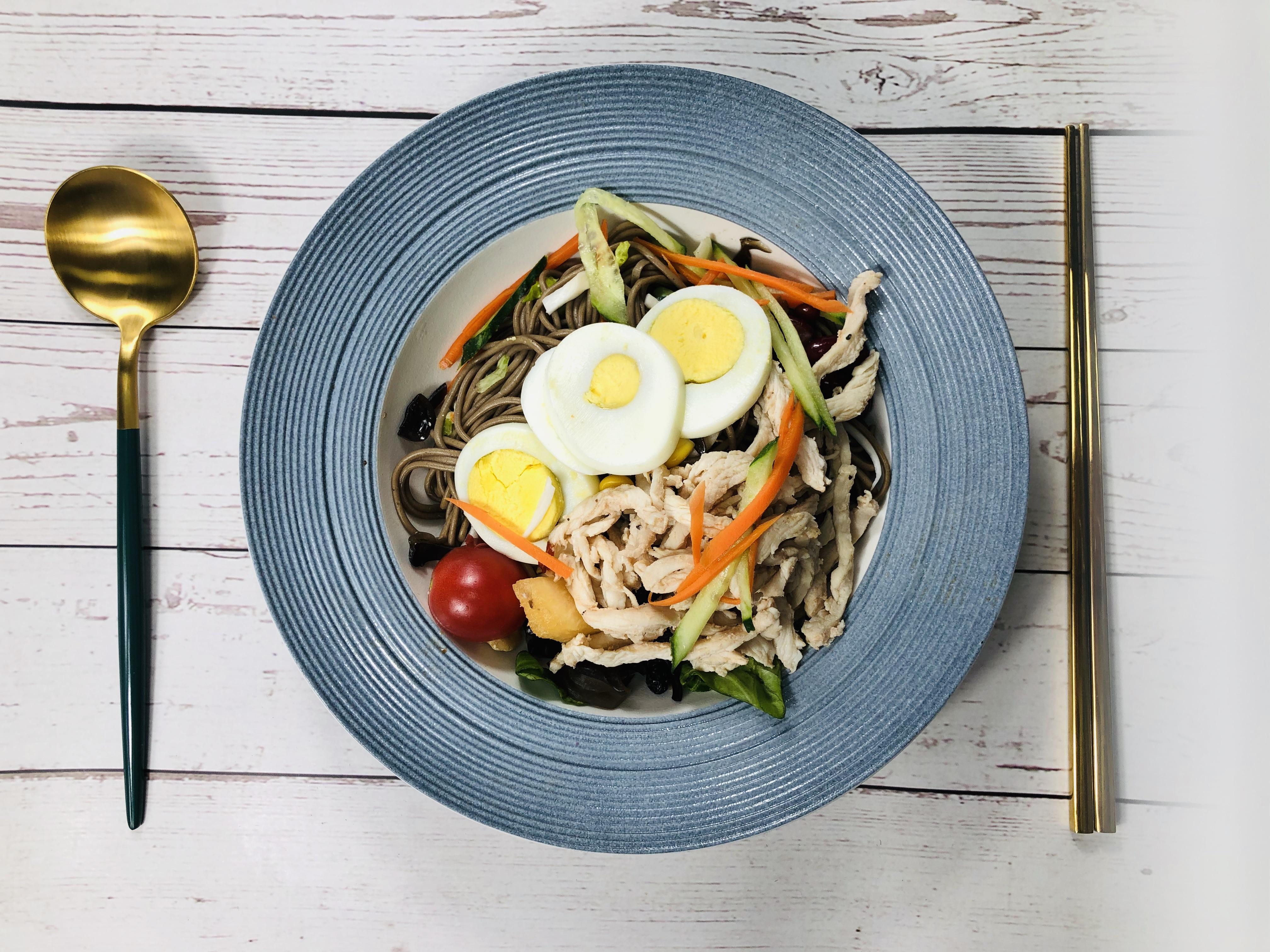 火焰鸡丝荞麦面