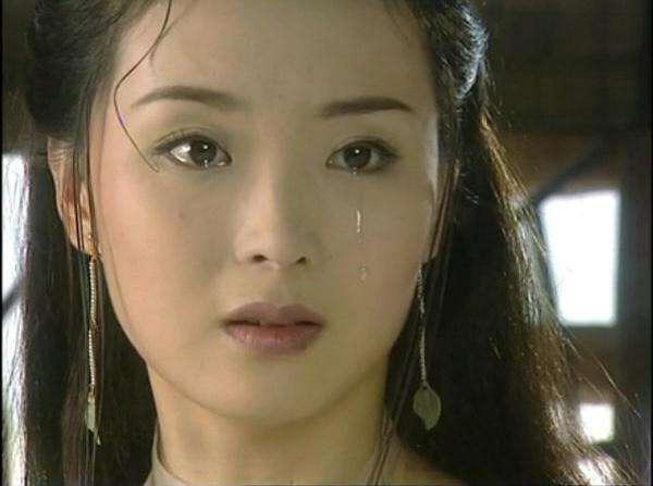 白飞飞啊,尤其是电视版的,我见犹怜啊喂,结合小说中的各种变态,最后