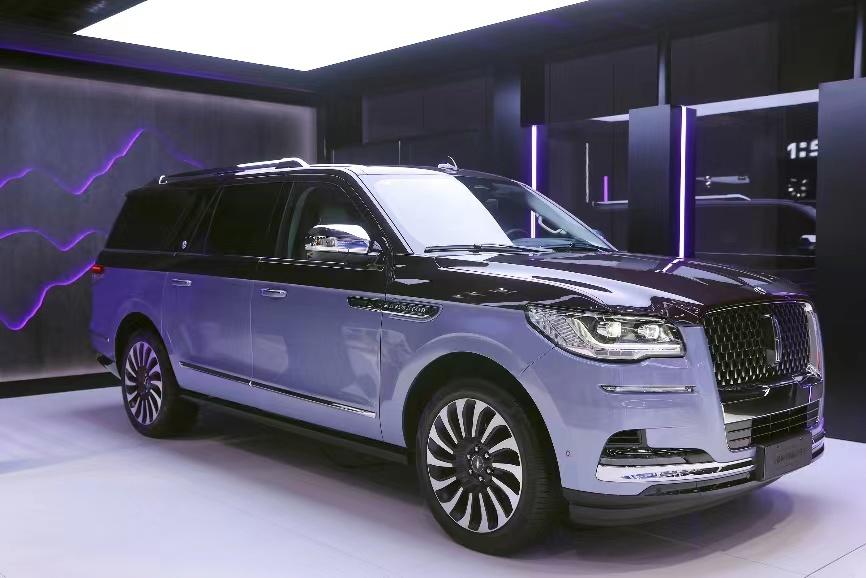 f150lightning领衔福特家族亮相进博会