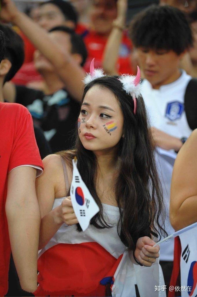 如何评价 2018 俄罗斯世界杯决赛双方打出罕见