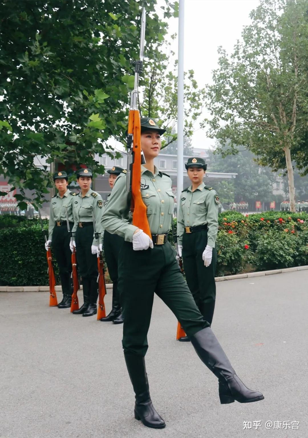 三军仪仗队女兵马雁飞图片