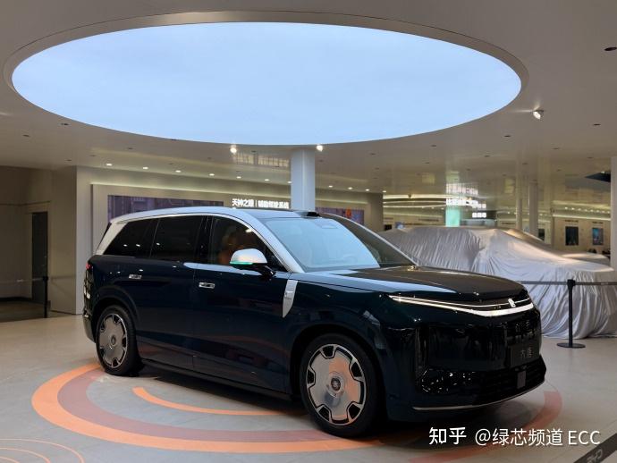 全系阵容集结,比亚迪车展硬核技术齐发