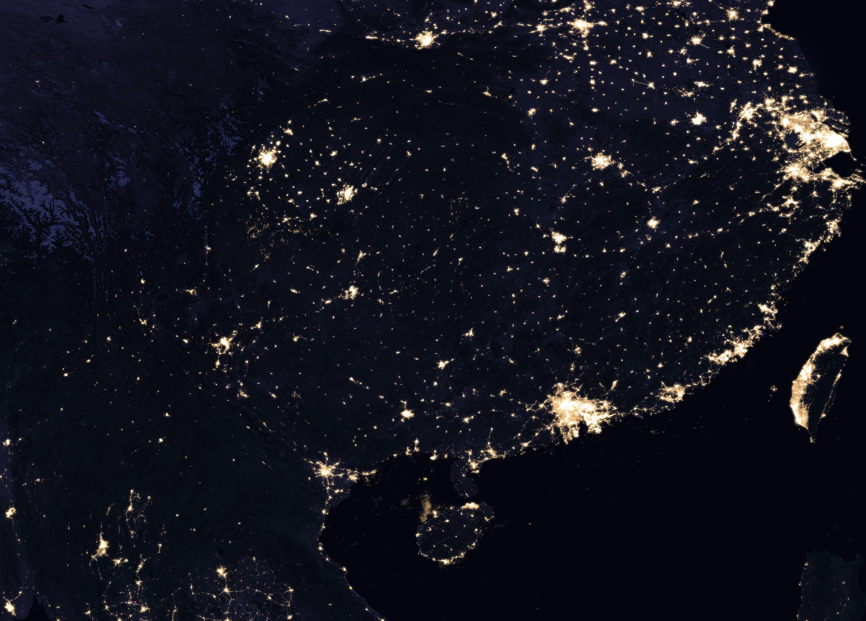 武大卫星给全国拍了张“夜景照”，数据全球公开