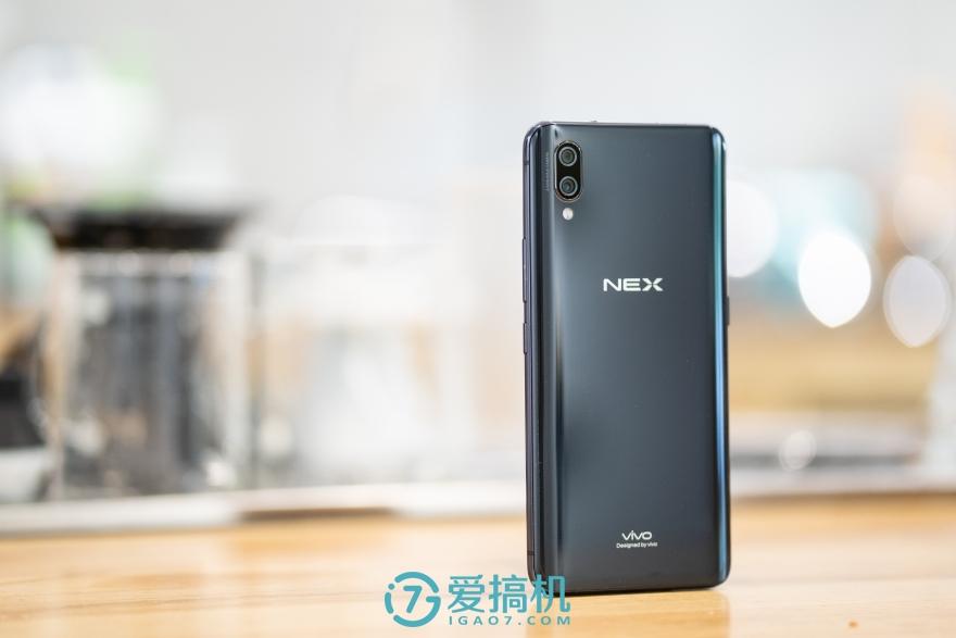 鹤立鸡群vivonex旗舰版评测