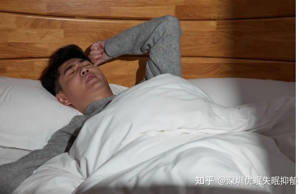 总是被闹钟惊醒,身体状态发生3个变化?教你如何“无痛”起床? - 知乎