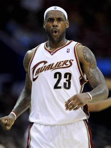 v2-9b2e94d72afa7a6b39f8efb994446a03_1440w.jpg?source=172ae18b