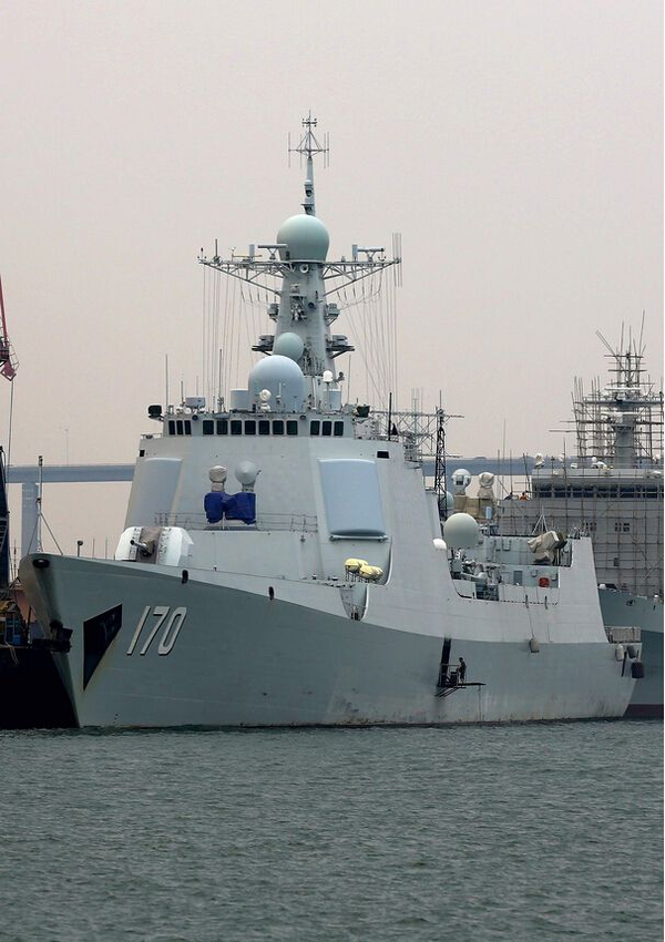 曾经的中华第一神盾舰兰州导弹驱逐舰服役十几年何去何从