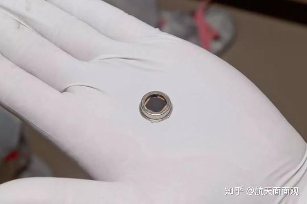 帕克太阳探测器照片(和太阳肩并肩！帕克太阳探测器上有你的名字吗？)