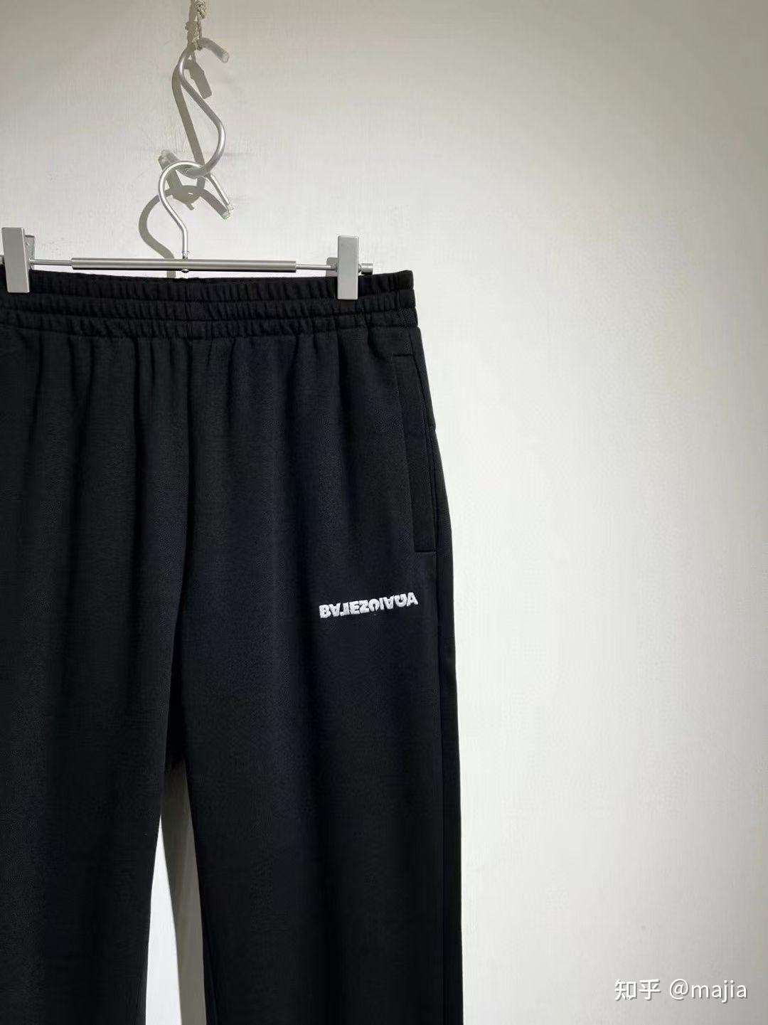 2022款巴黎世家卫裤男款