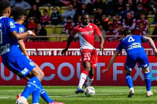 法甲直播摩纳哥vs里昂巅峰对决谁能笑到最后