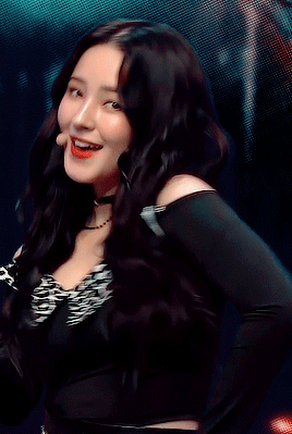 00后韩国女艺人nancy,后台换衣全程被拍!