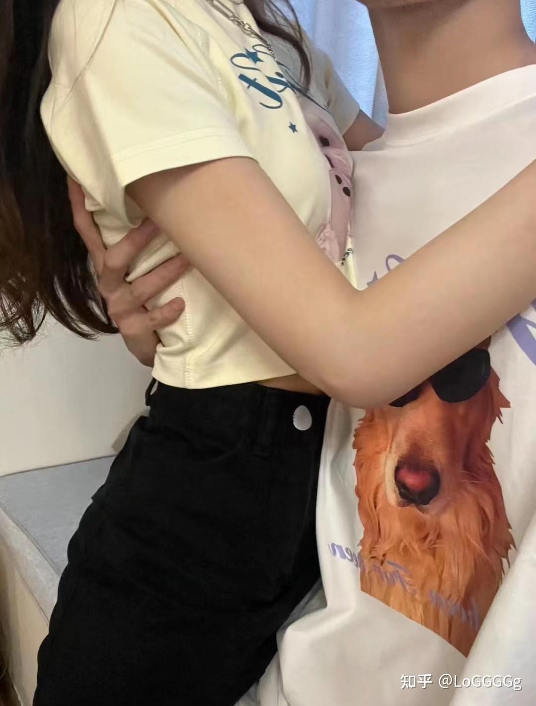 女女恋爱的图片大全