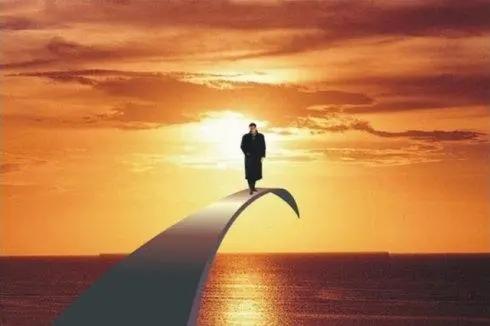 如何不被感情控制自己 v2-9bb66913ccc5530615876224c2e17d2d_1440w.jpg?source=172ae18b