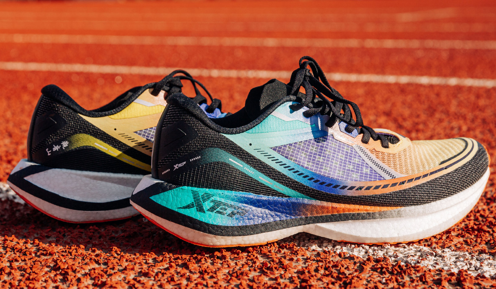 真的能超越耐克吗特步260上脚实测两大性能升级颠覆认知