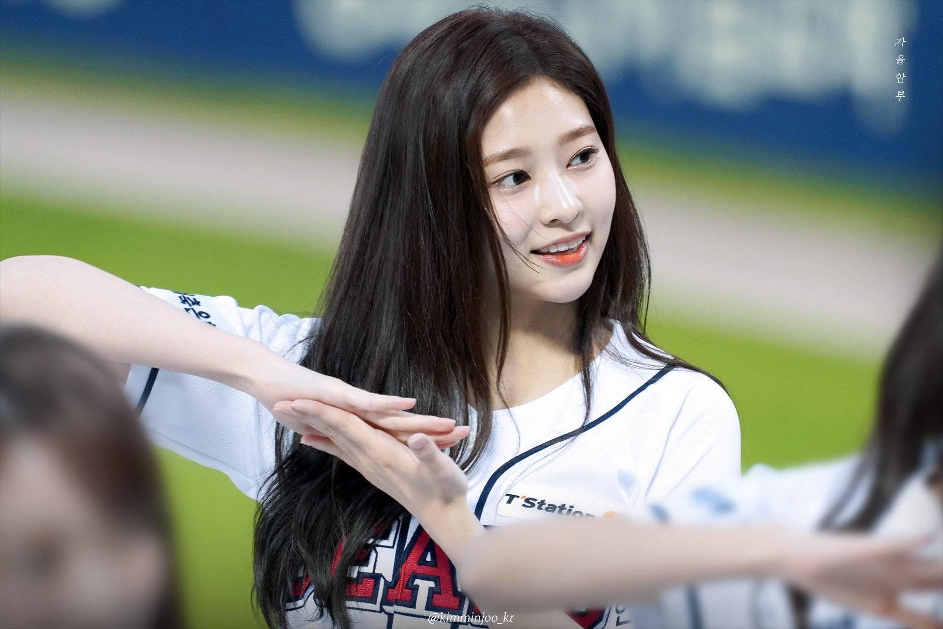 假如你是金珉周,有张元英这样优秀的前队友你会焦虑吗?