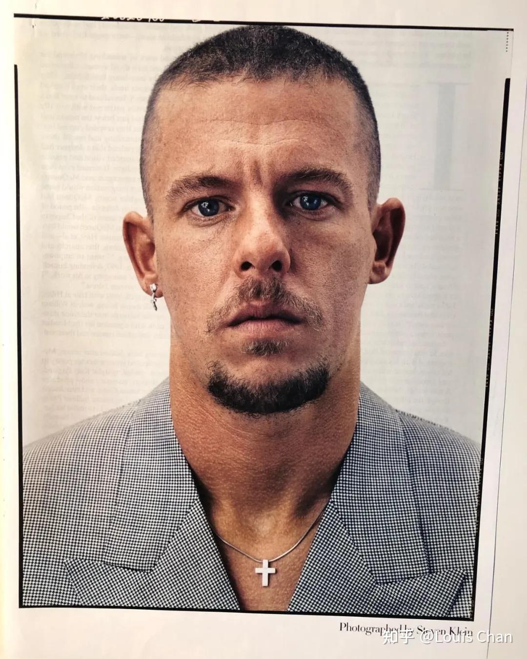 写在前面今天是2022年2月11日,是英国著名设计师lee alexander