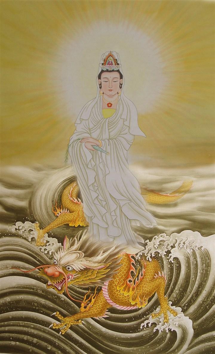 乘龙观音翡翠雕件有什么寓意呢