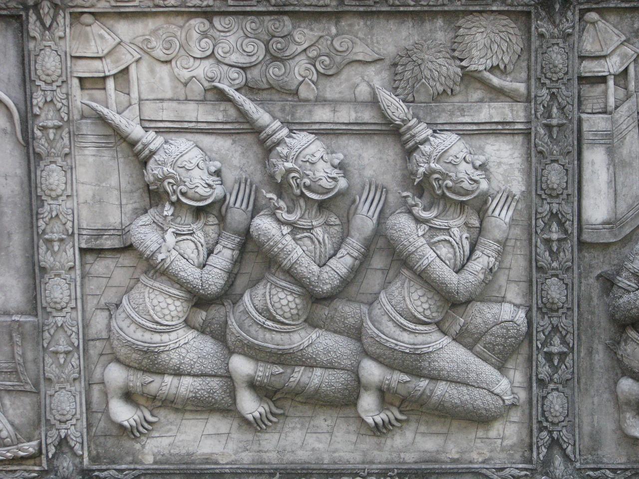 3. 周边配套设施