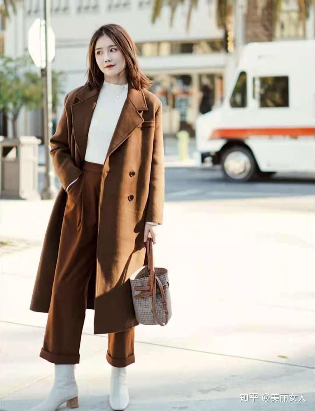 棕色大衣怎么搭配好看 - 知乎