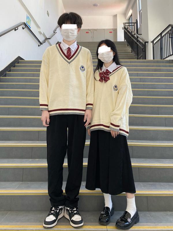 校服趣闻3丨国内评选“最美校服”排名前五有哪些? - 知乎