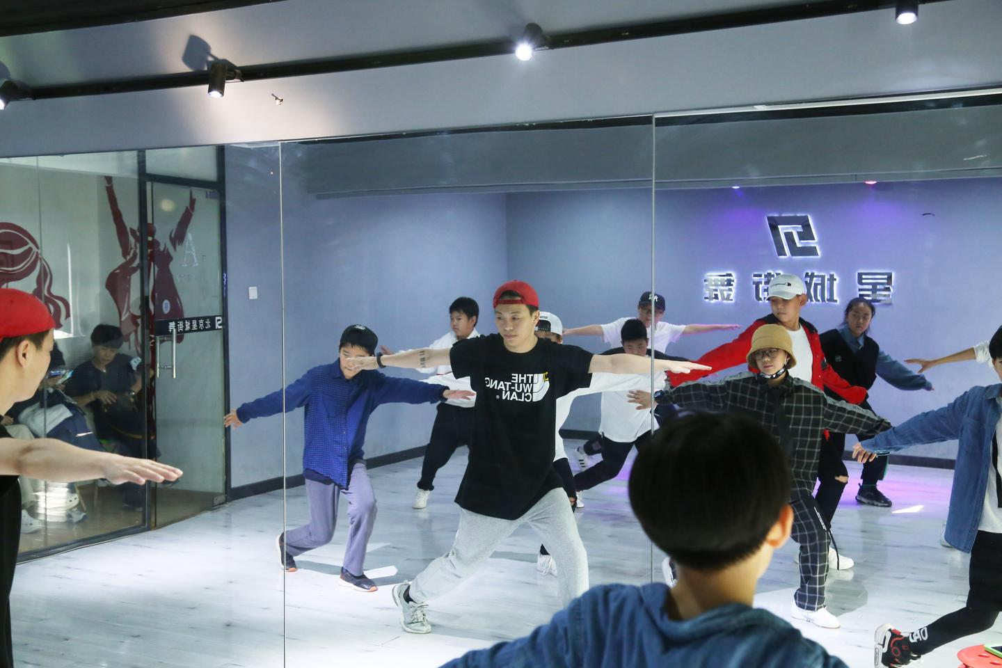 街舞中的英语词汇知多少？ - 知乎