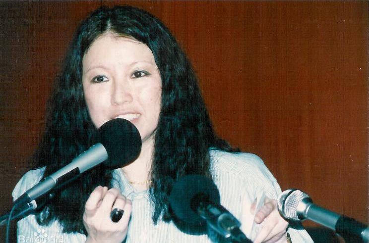 三毛| 雨季终会过去 - 知乎