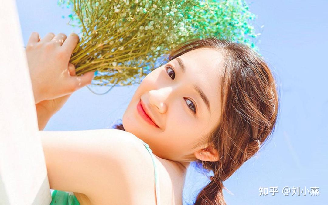 刘燕酿制八大胸型的专属丰胸美招