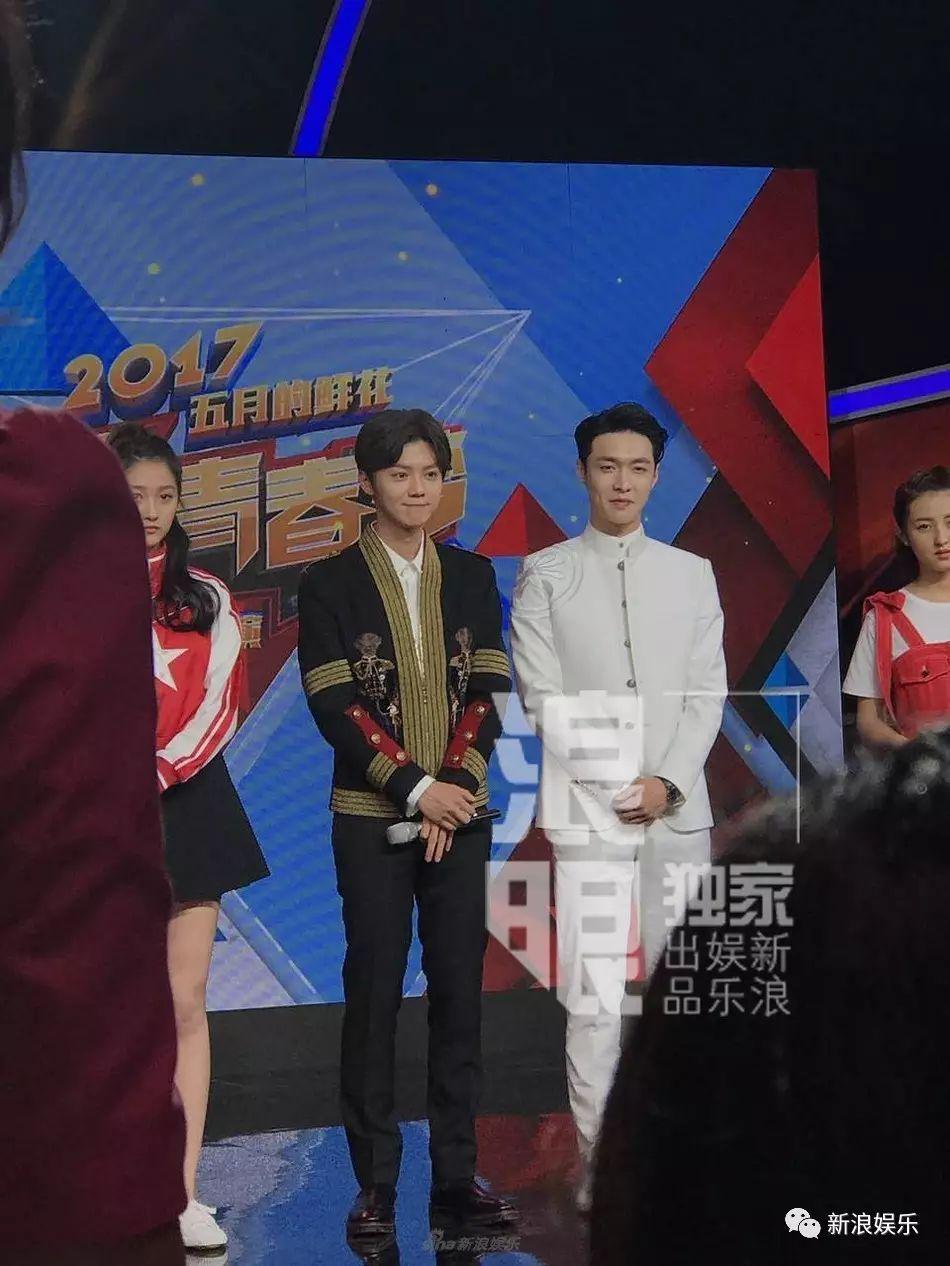 又是一场活久见解约的鹿晗和没解约的张艺兴竟然同台了