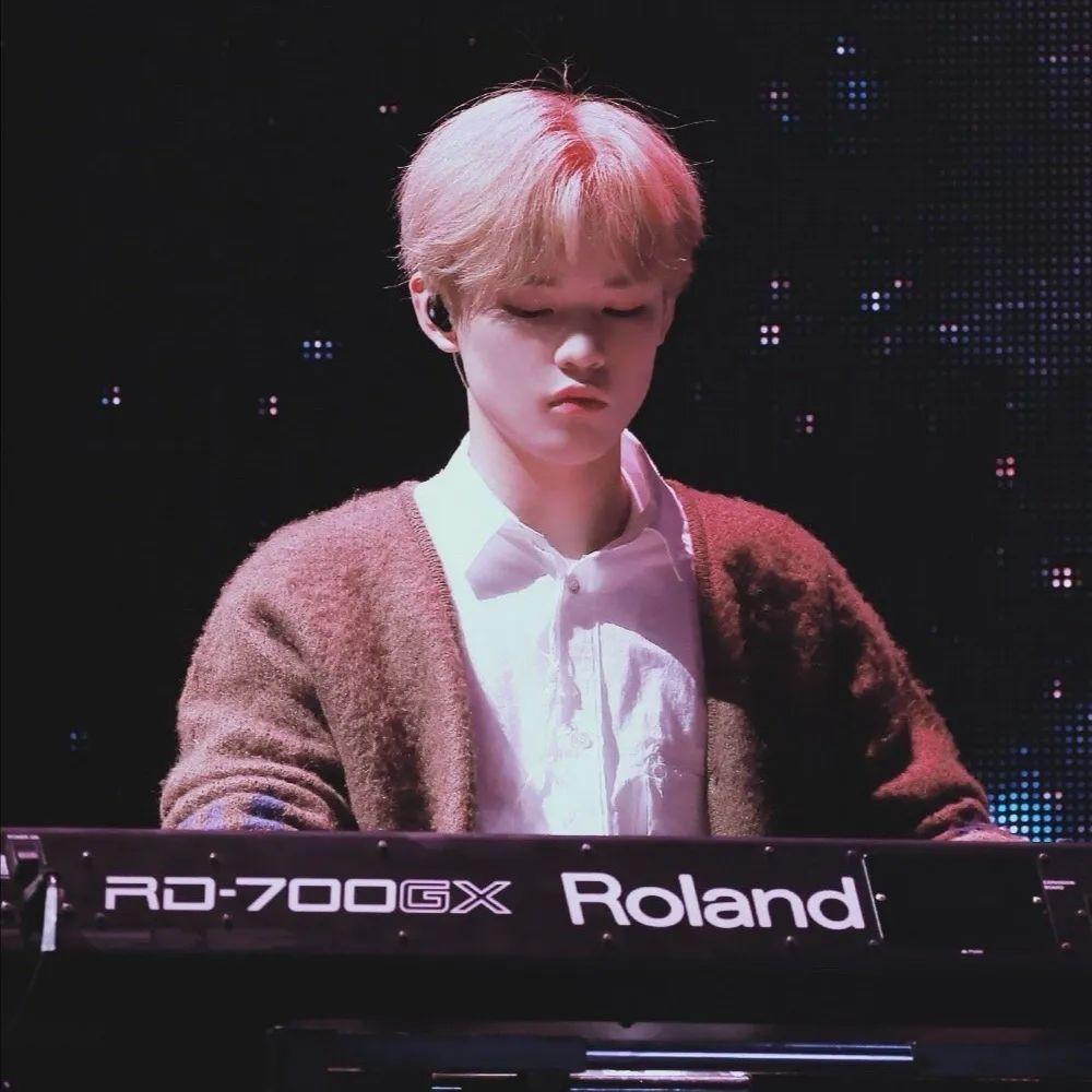 爱豆头像 | 钟辰乐 - 知乎